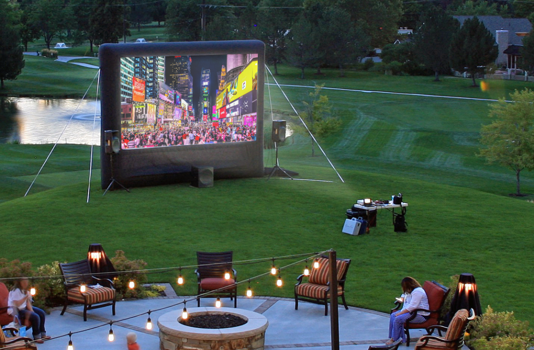 Elite Outdoor Movies Home 20 Inflatable Screen