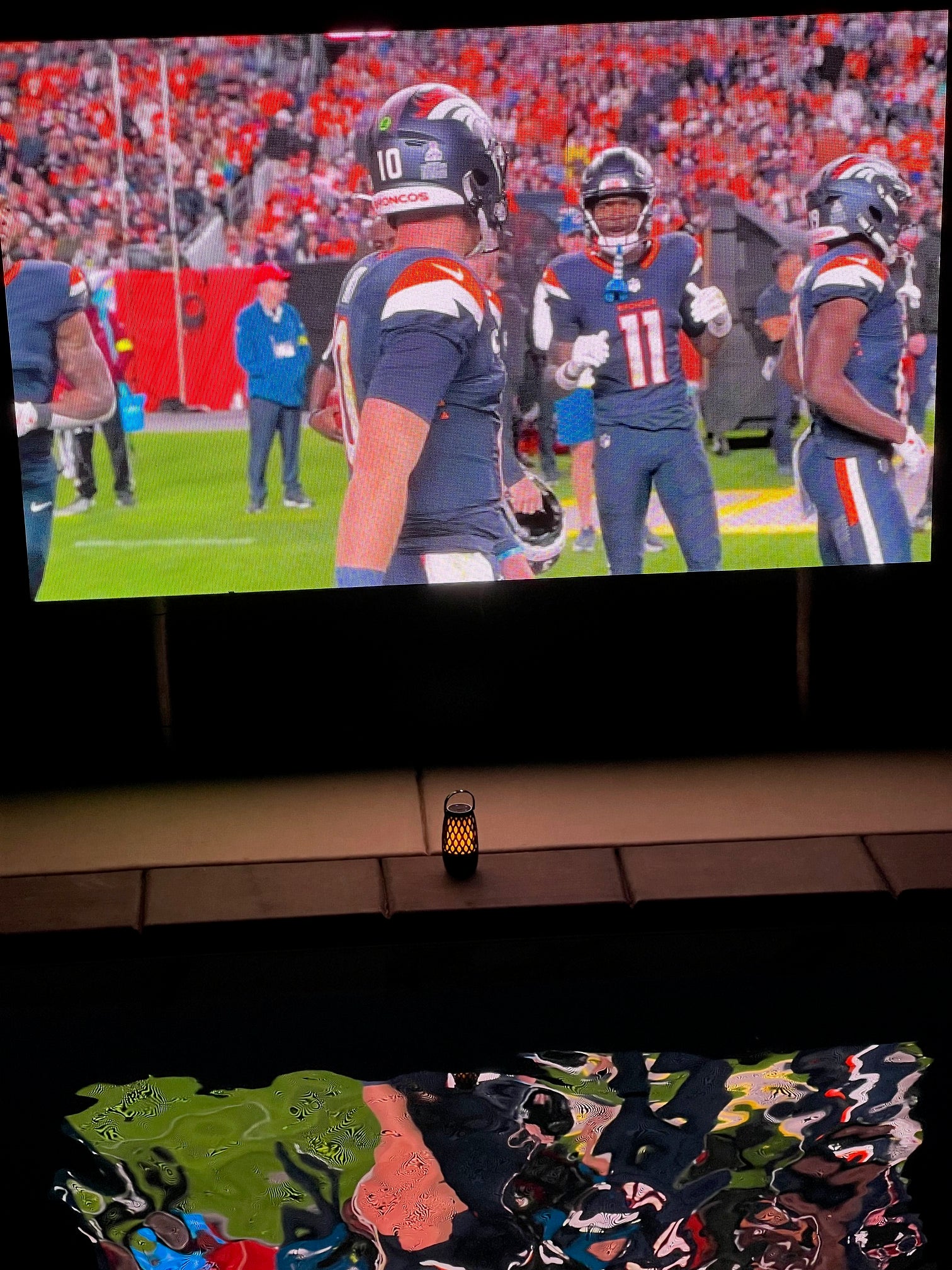 116" (9.7 ft) Outdoor TV