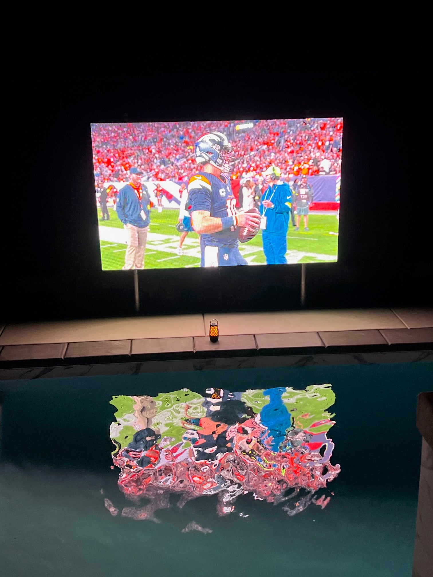 116" (9.7 ft) Outdoor TV