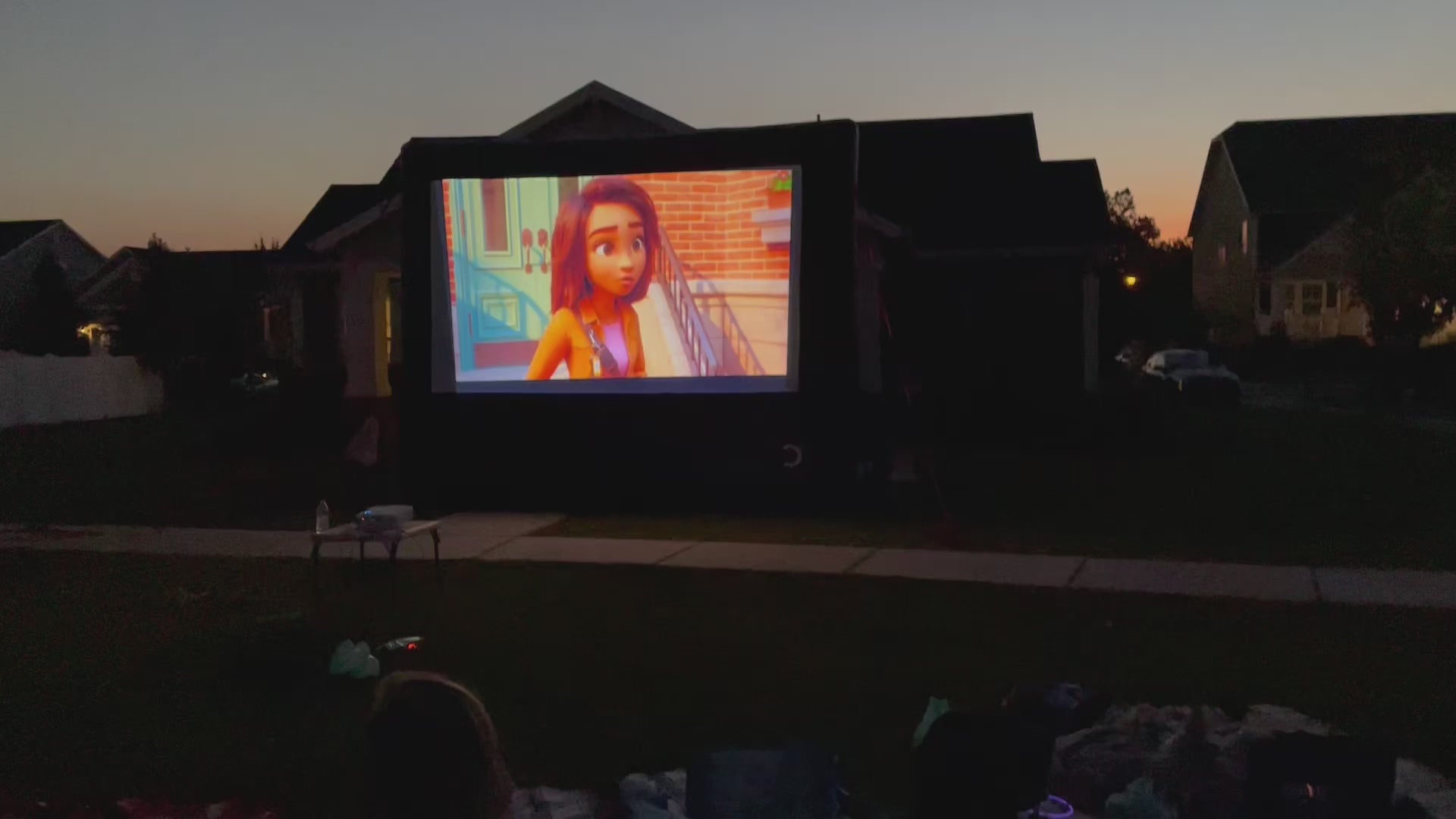 Elite Outdoor Movies Professional 13' Inflatable Screen