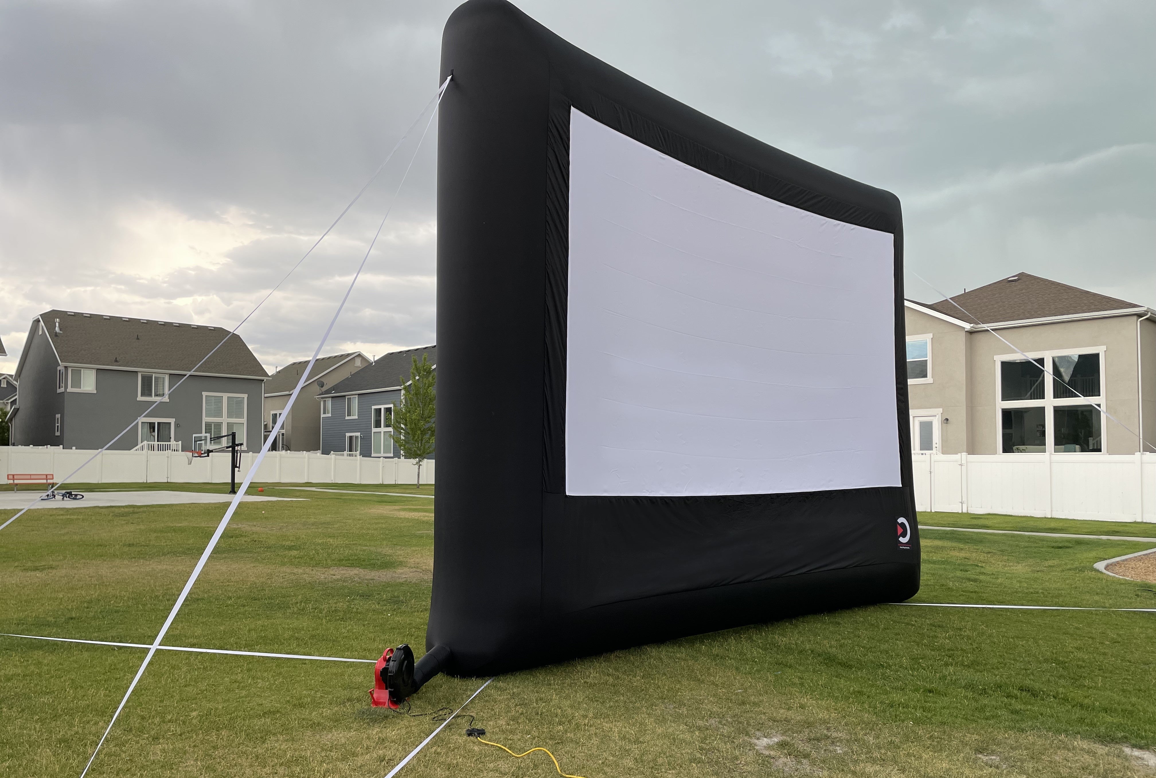 Home 17 Screen Elite Outdoor Movies   Outdoor Movies, Outdoor inflatable screen, elite outdoor movies, backyard movies, outdoor cinema, outdoor theater, outdoor screen